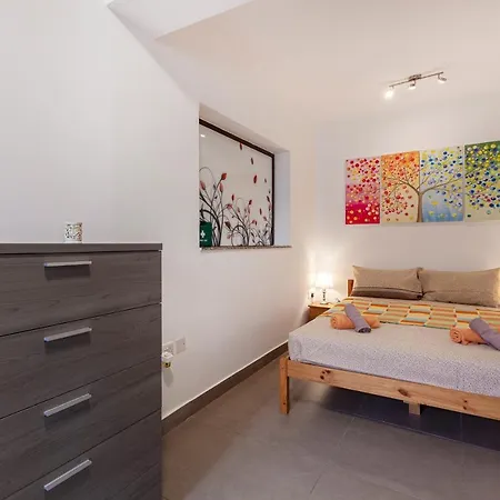 Corner View * St. Paul's Bay