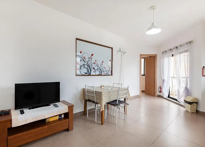 Corner View Apartment