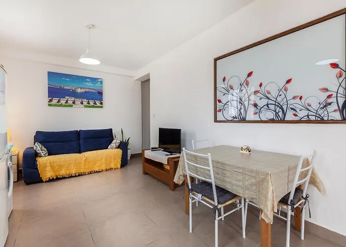 Apartment Corner View *