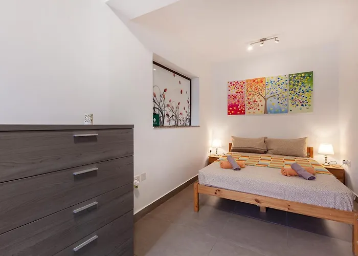 Corner View * St. Paul's Bay