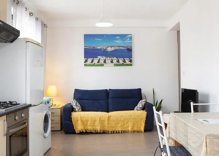 Corner View * St. Paul's Bay